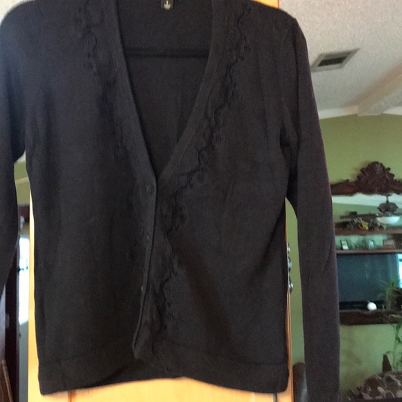 ❤️Cute sweater with lace😊 - Picture 3 of 6